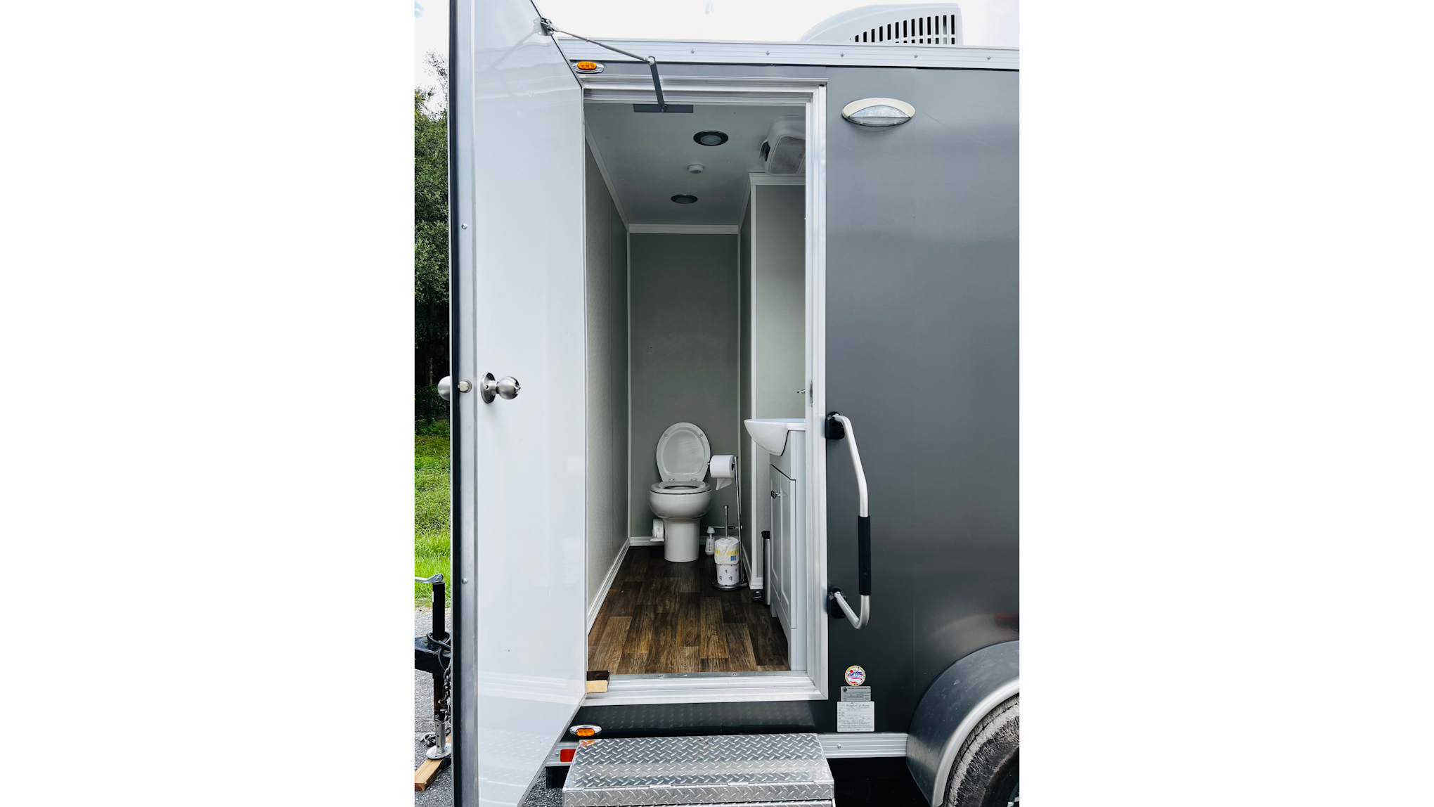 2 Stall Restroom Trailer w/ AC